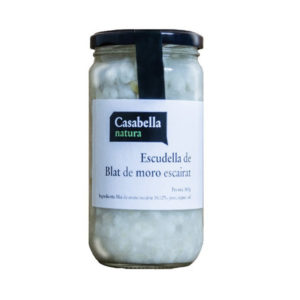 Pot d'escudella de blat de moro escairat de Casabella Natura, llest per consumir. El pots trobar a El Formiguer, el centre comercial online del Berguedà.