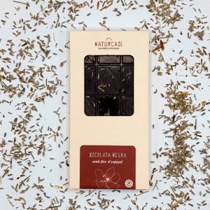 Xocolata negra amb espígol de Natur Cadí. Disponible a El Formiguer, el centre comercial online del Berguedà.